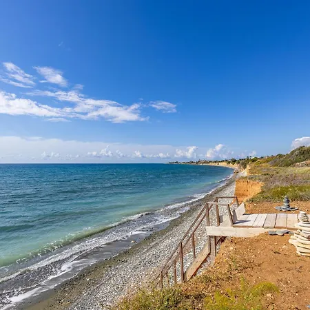 Villa Chrysta Agios Theodoros Exterior photo